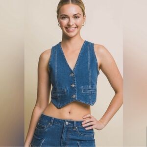 NWT Denim Button Down Vest in Dark Blue, Size Small